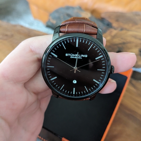 Men's Stuhrling Leather Watch - Picture 2 of 8